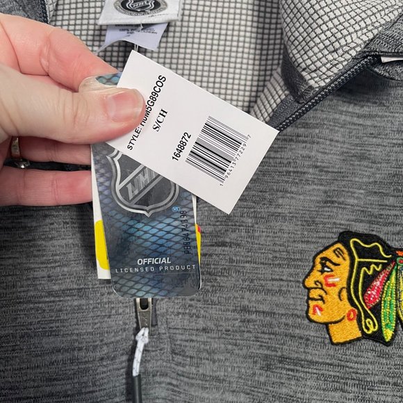 NHL Chicago Blackhawks Mens Pullover Small Gray 1/4 Quarter Zip Polyester NWT A3 - Picture 4 of 9